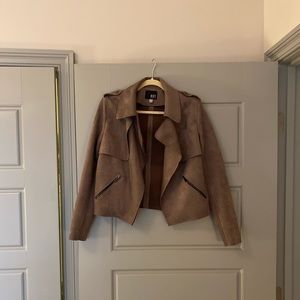 South moon under jacket (s)